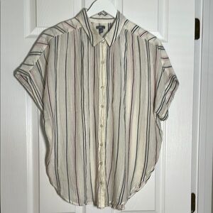 Aerie Cream, Black & Pink Short Sleeve Button Down Shirt Small